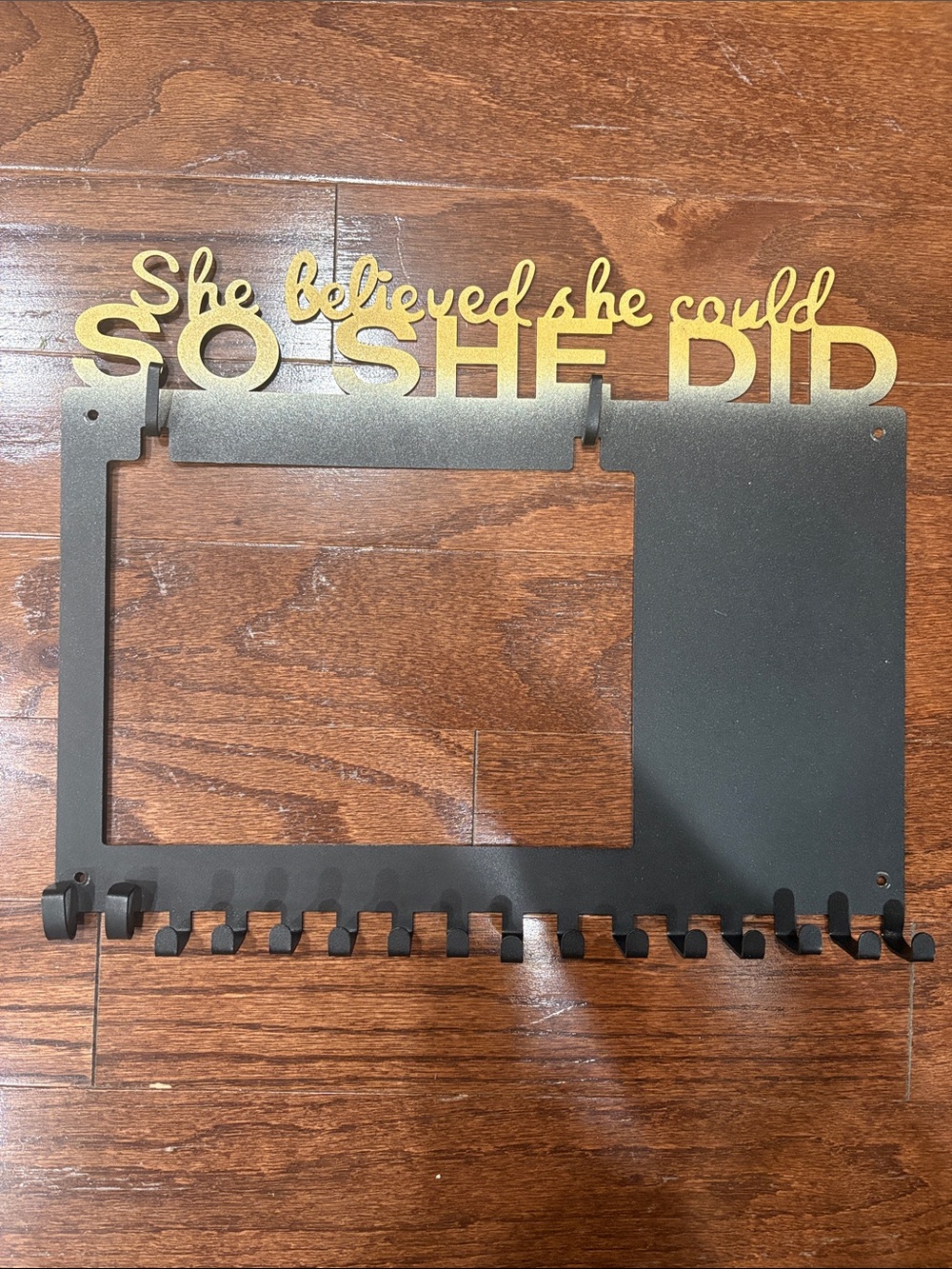 Metal medal or ring display hanging